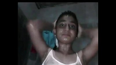 Bangladeshi sexy short hair girl borsha bathing selfie - desipapa.com