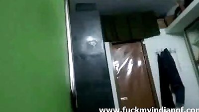 Big boobs desi mon shanti wearing saree - fuckmyindiangf.com