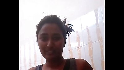 Swathi naidu hot telugu babe taking shower - desipapa.com