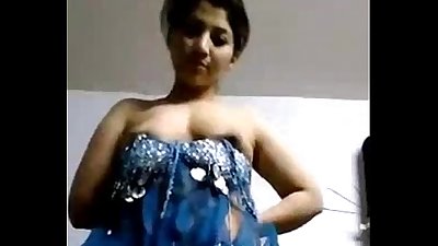 Indian gf strips naked licking her juicy tits - indianhiddencams.com